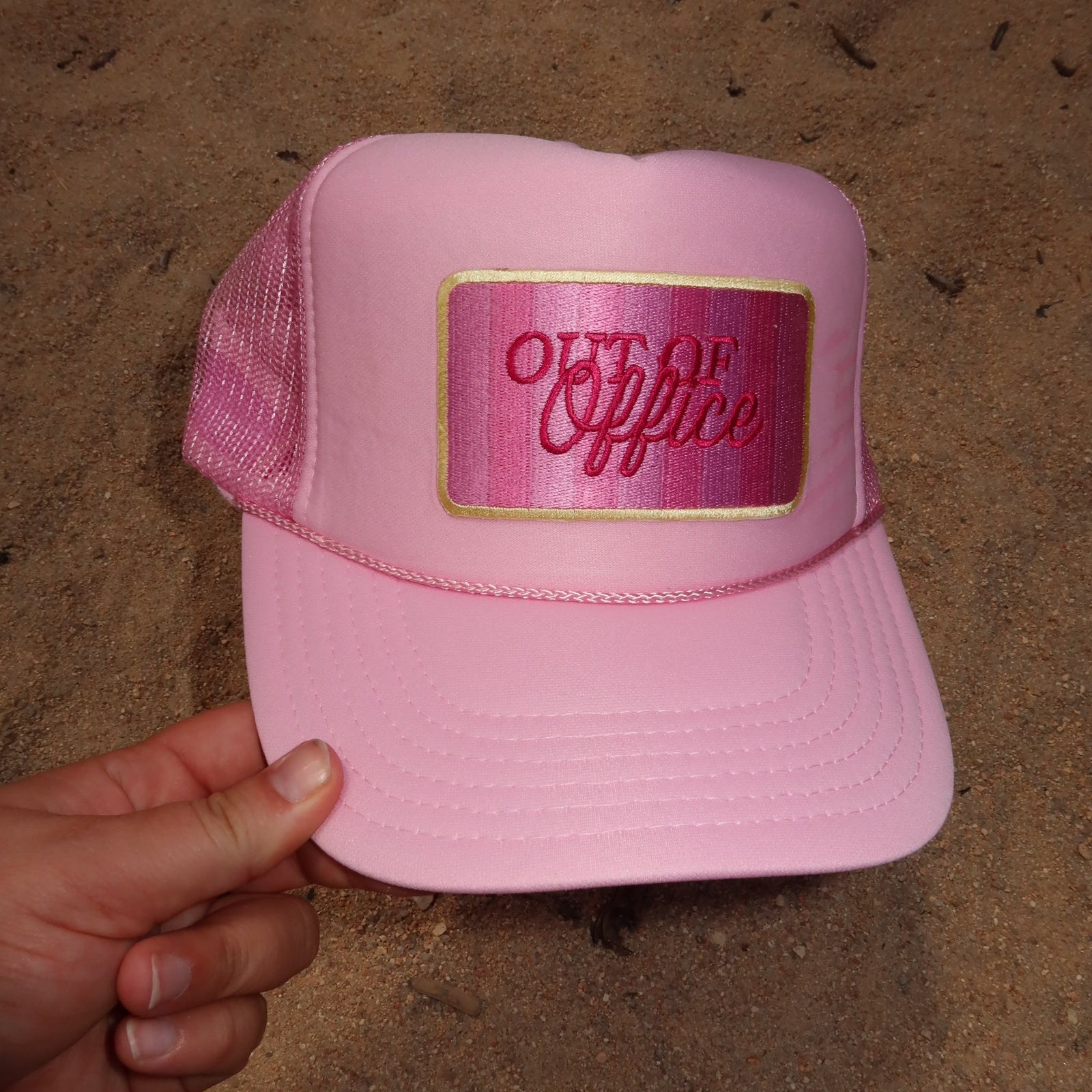 OUT OF OFFICE - PINK